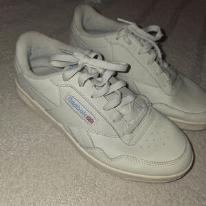Reebok classic off white sneakers